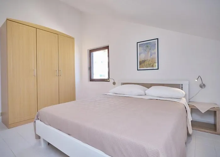 Bella Vista Dalmatien Pensionat 3*